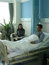 组图：《你过得比我好》陈创演绎老年戏