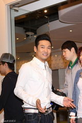 高清图：杜德伟事业爱情两得意 开餐厅筹结婚事宜