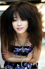 幻灯图集：韩孝珠新年绚丽写真 俏丽短发引时尚