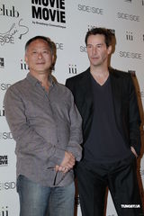 组图：基努里维斯愿来港拍戏 杜琪峰坚持用菲林拍片