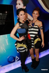 组图：TWINS揭幕游戏展 阿Sa生病不敢与男友看医生