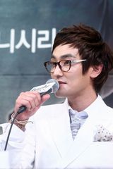 高清组图：安七炫新剧《完美结局》制作发布会