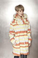 组图：刘力扬化身时尚买手 金发诠释风尚潮流