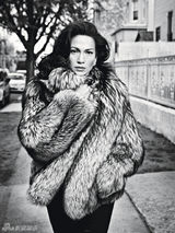 组图：洛佩兹复古奢华大片 薄衫贴身胴体诱惑