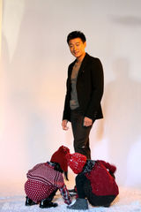 组图：佟大为圣诞写真出炉  谱写父与女浓情乐章