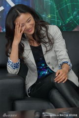 幻灯图集：汤唯称爱情要看缘分 张学友会照顾人 