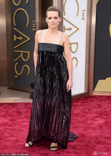 组图：86届奥斯卡红毯春风荡漾 女星争艳出高招