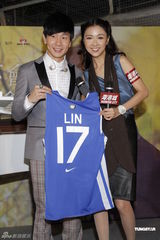 组图：林俊杰盼红馆开唱 薛凯琪撑房祖名不花心