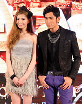 组图：《天台》发布会 周杰伦携女主角首次亮相