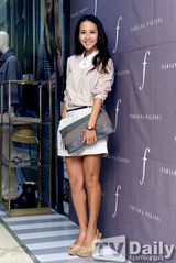 组图：韩星赵茹珍李泰兰等演绎秋季优美时装