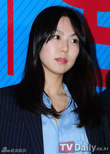 组图：孔孝真池城等助阵《恋爱的温度》VIP试映