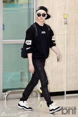 组图：韩团2PM与MBLAQ等结束日本演出返韩