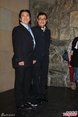 组图：刘家昌发布会否认与甄珍闹离婚