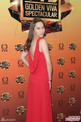 组图：TVB新春庆典众星云集 谢天华披肩发搞怪