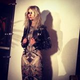 组图：绯闻女孩泰勒华丽写真 烟熏魅惑摇滚范