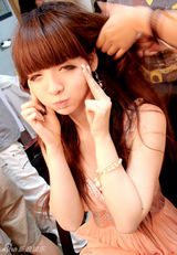 组图：柳岩美女主播搞怪 超囧“流氓兔”模仿秀