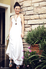 组图：陈廷嘉天写真演绎初秋小清新