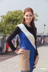 组图：候选中华小姐背景雄厚 徐少强之女曾志伟护航