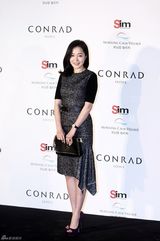 高清组图：李孝利神话Eric秀智等出席严泰雄婚礼