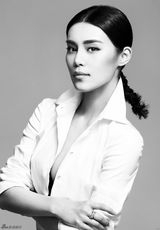 组图：韩丹彤俊酷大片干练彰显文艺范