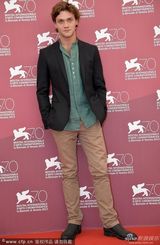 组图：《第三次》发布会 导演伊瑞科等主创亮相