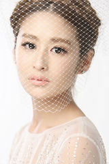 组图：颖儿开年写真清纯诱人展朦胧美