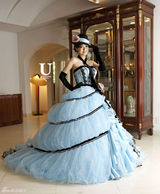 高清组图：日本女星上户彩10款华丽婚纱写真 