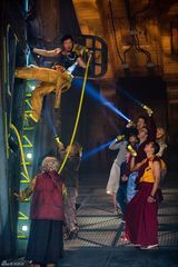 高清组图：灾难片《2012》高清海报剧照