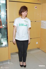 组图：成龙曾志伟等众星出席爱心无国界311烛光晚会 