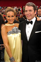 高清图：奥斯卡红毯 杰西卡-帕克鹅黄礼服高贵动人