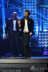 组图：第32届全英奖 布鲁诺-玛斯获最佳国际男歌手