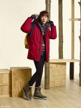 高清图：CNBLUE携手徐孝琳拍冬装写真 展冬日暖情