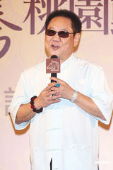 高清图：金马奖颁奖年底登场 徐若瑄小露性感美胸