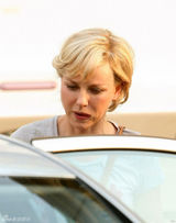 组图：娜奥米-沃茨新片饰演戴安娜王妃