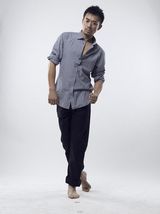 幻灯：王学兵赤脚登《风度》 另类造型魅力独特