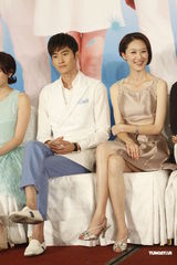 组图：张翰称新欢是小狗 与郑爽是朋友关系