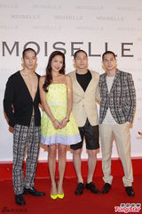 组图：关心妍考虑人工受孕 关之琳携友旅游过年