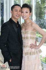 高清组图：赵薇清丽亮相戛纳 陈坤淡定别具潇洒风度