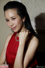 组图：莫文蔚圆梦出爵士碟 进军国际老公做后盾