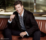 组图：罗宾-西克型男大片 光影斑驳模糊迷人