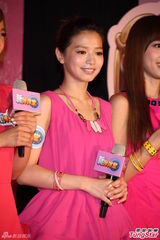 组图：台湾少女团体Popu Lady粉红现身代言游戏