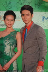 组图：上视节赵寅成钟汉良红毯惹粉丝尖叫