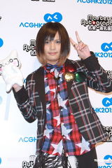 组图：Piko河野万里奈献唱香港《青年音乐祭》