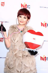 组图：梁静茹首任专辑制作 与老公互按摩以纾压