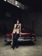 组图：韩国女星申敏儿服饰写真 短款外套帅气