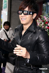 幻灯图：罗志祥引领潮流先锋 华人乐坛首支3DMV面世