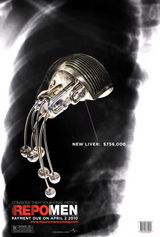 幻灯图：裘德-洛《重生男人》新剧照及器官海报发布