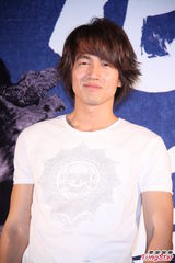 组图：言承旭宣传新片惹尖叫 陈意涵赞陈妍希歌艺