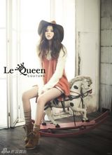 组图：韩星金尹慧休闲写真 展人偶般魅力容貌