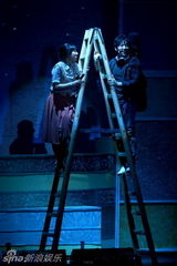 组图：音乐剧《流星恋歌》上演浪漫搞笑异国之恋